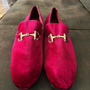Luxurious Velvet Loafers with Gold Accent
